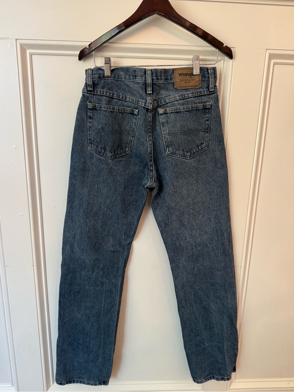 Wrangler Men’s Relaxed Dark Blue Denim Jeans